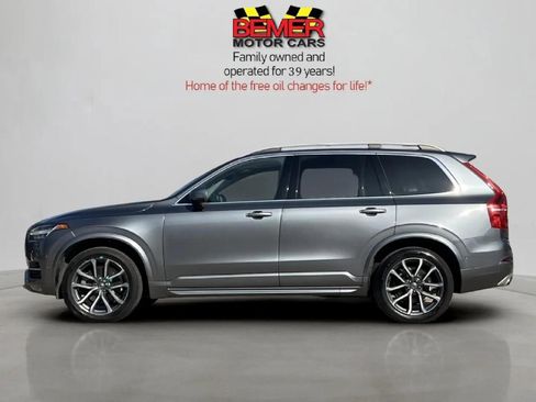 Used 2018 Volvo XC90 T6 Momentum w/ Convenience Package image 2