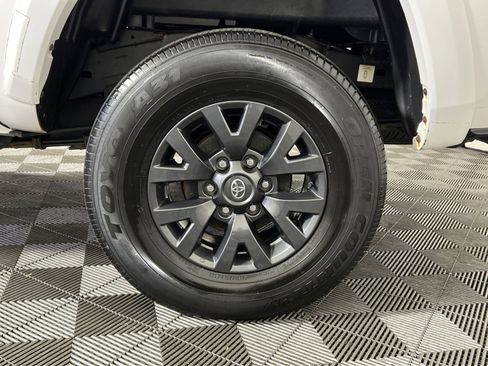 Used 2022 Toyota Tacoma SR5 image 12