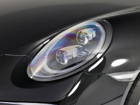 Certified 2019 Porsche 911 Turbo AWD/4WD image 11