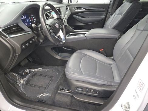 Used 2024 Buick Enclave Premium image 24