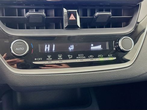 Used 2024 Toyota Corolla LE image 16