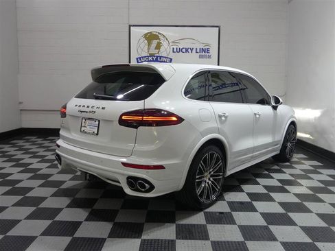 Used 2016 Porsche Cayenne GTS AWD/4WD image 10