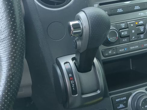 Used 2015 Honda Pilot Touring image 34