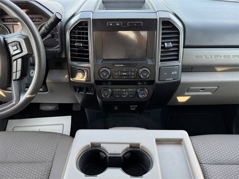 Used 2022 Ford F350 XLT image 16