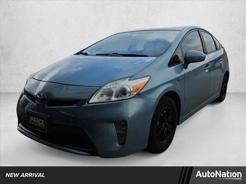 Used 2013 Toyota Prius Two image 1