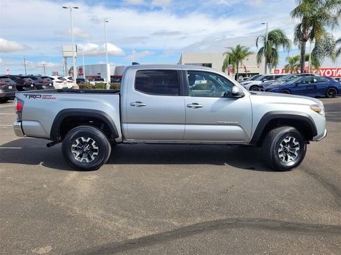 Used 2023 Toyota Tacoma TRD Off-Road image 3