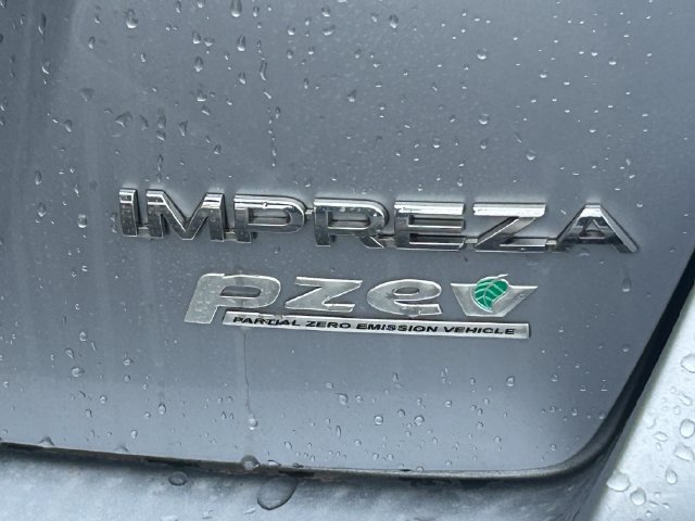 Used 2014 Subaru Impreza 2.0i Premium w/ Popular Package #1 AWD/4WD image 4