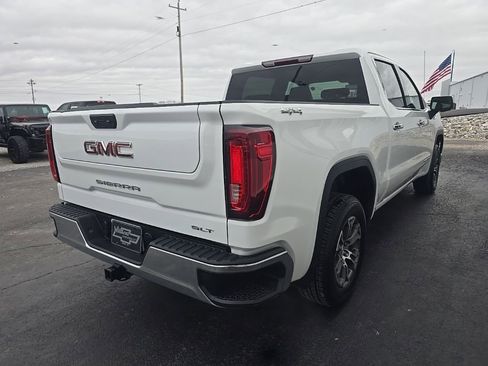 Used 2025 GMC Sierra 1500 SLT image 9