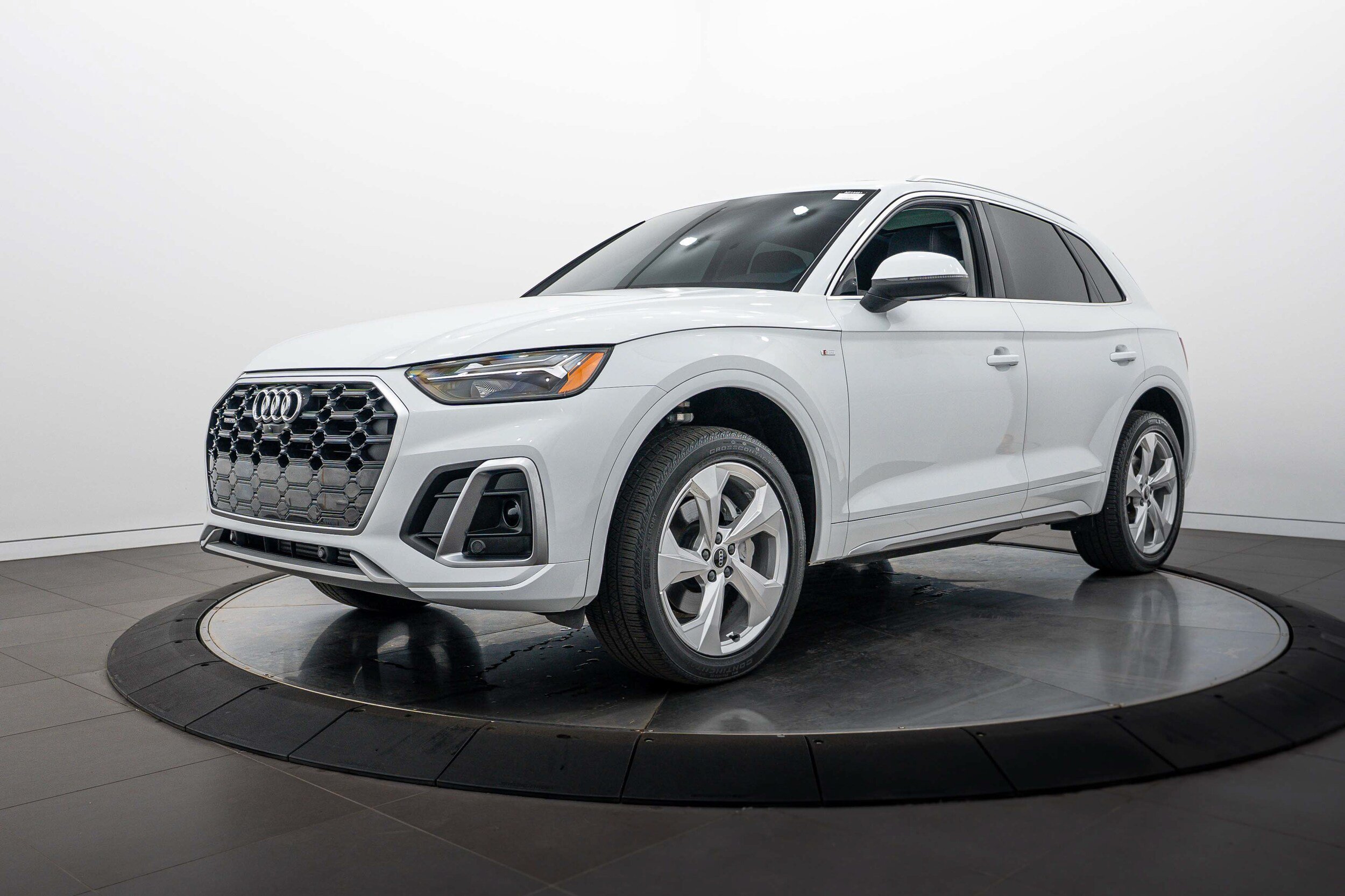 Certified 2023 Audi Q5 2.0T Premium Plus AWD/4WD image 6