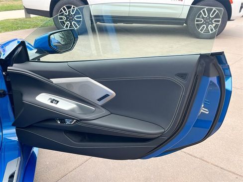 Used 2024 Chevrolet Corvette Stingray Preferred Cpe w/ Z51 Performance Package image 35