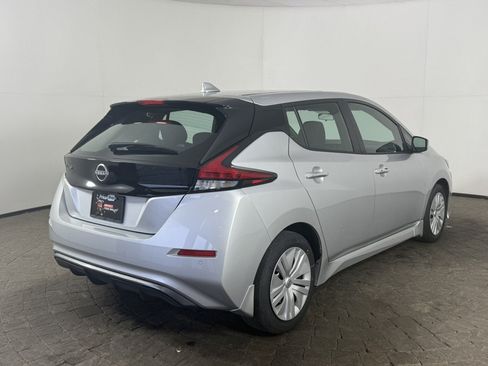 Used 2025 Nissan Leaf S FWD image 9