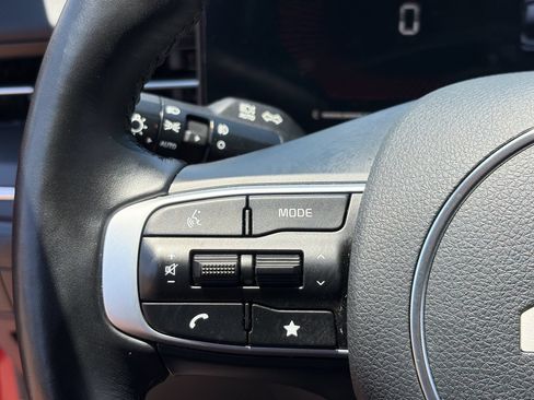 Used 2025 Kia K5 GT-Line AWD/4WD image 28