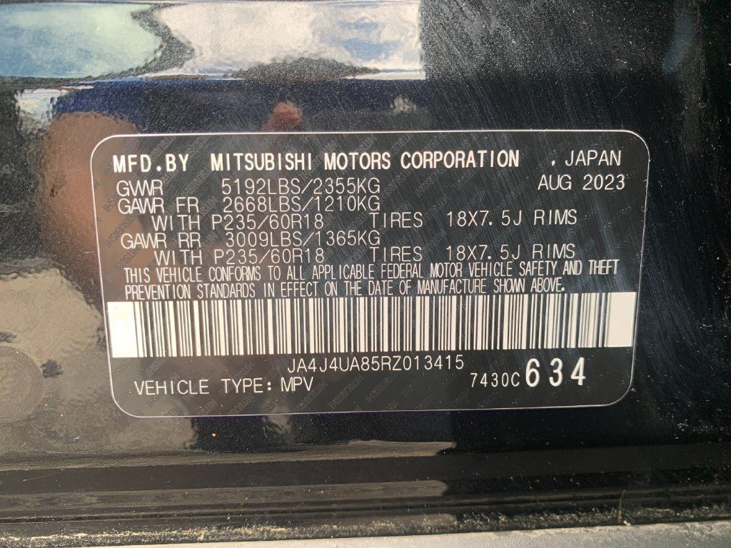 Used 2024 Mitsubishi Outlander ES AWD/4WD image 34