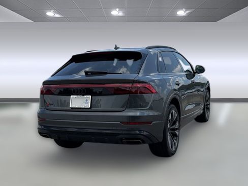 Used 2025 Audi Q8 Prestige AWD/4WD image 7