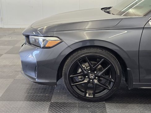 Used 2025 Honda Civic Sport image 9