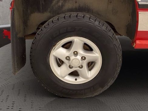 Used 1997 Dodge Ram 1500 Truck 4x4 Club Cab image 39