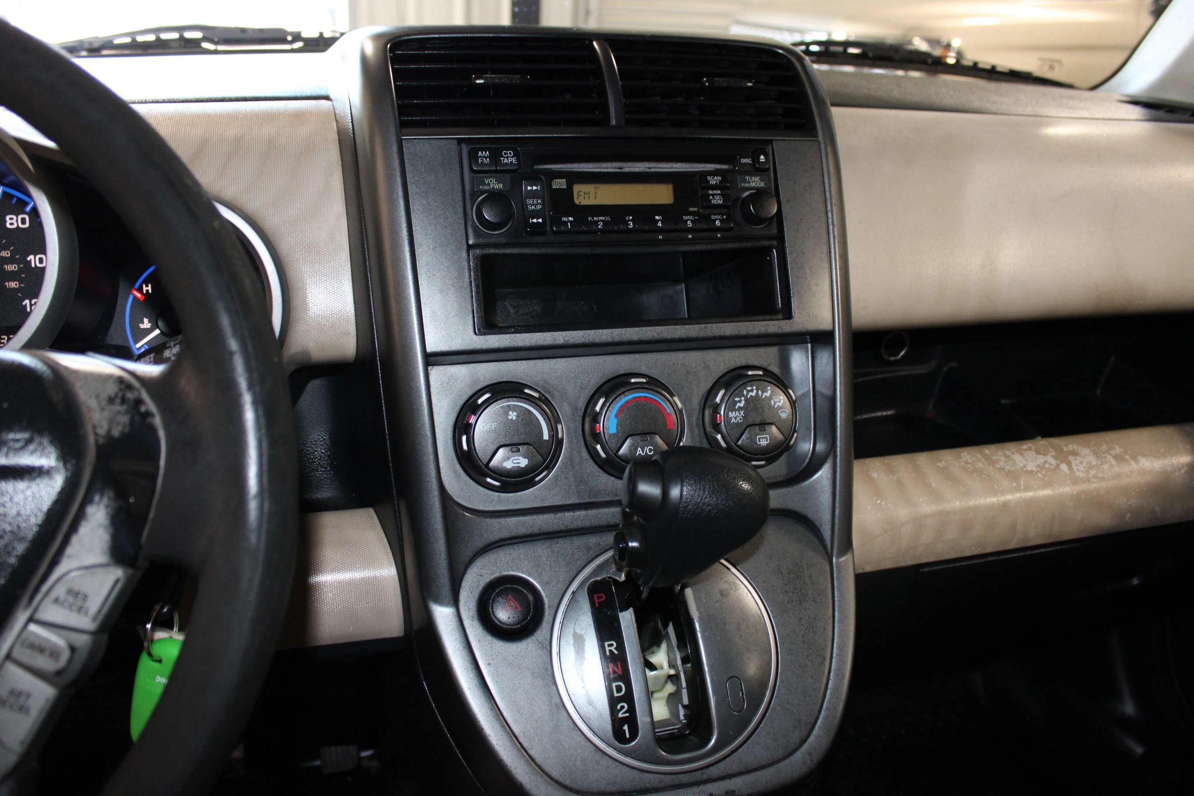 Used 2007 Honda Element LX image 13