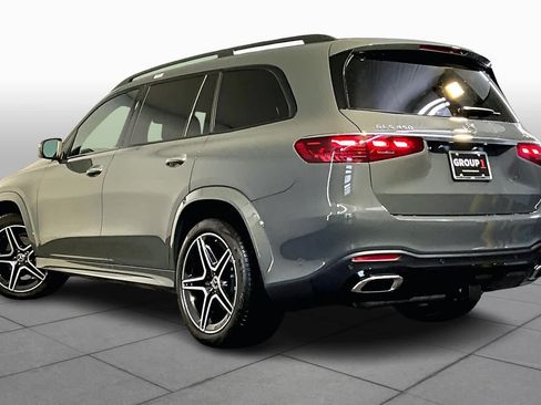 New 2026 Mercedes-Benz GLS 450 4MATIC image 3