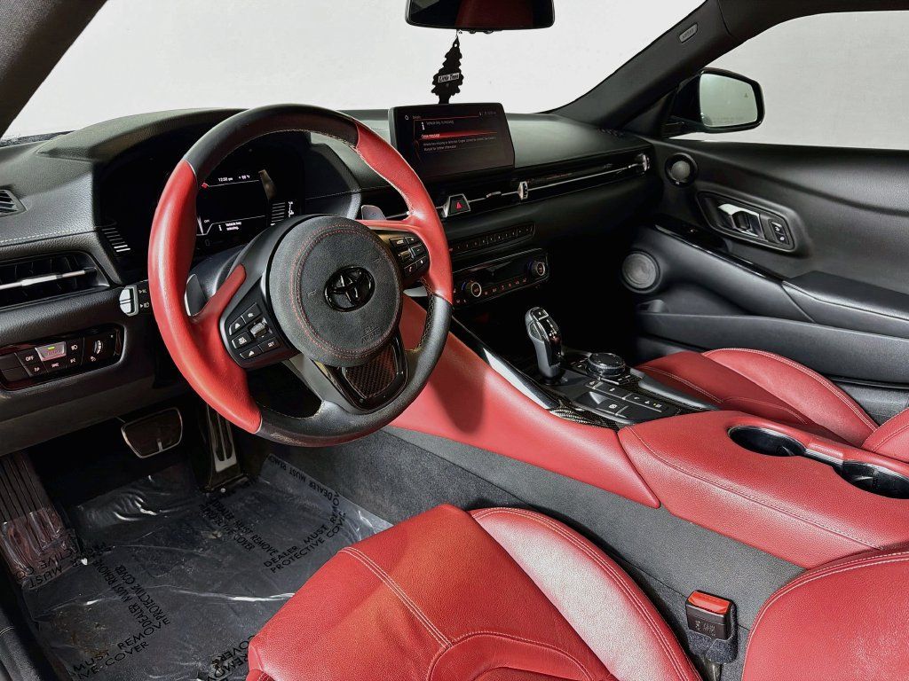 Used 2020 Toyota Supra Launch Edition w/ Driver Assist Package RWD image 9