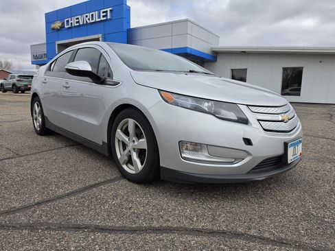 Used 2013 Chevrolet Volt w/ Comfort Package FWD image 26