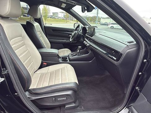 Used 2024 Honda CR-V Sport Touring image 18