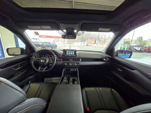 Used 2024 Honda Pilot TrailSport image 27