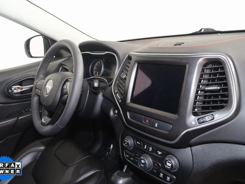Used 2022 Jeep Cherokee Trailhawk image 39