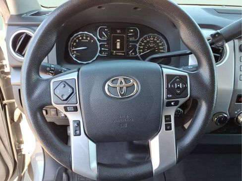 Used 2019 Toyota Tundra SR5 AWD/4WD image 19