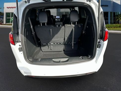 New 2026 Chrysler Voyager LX image 33