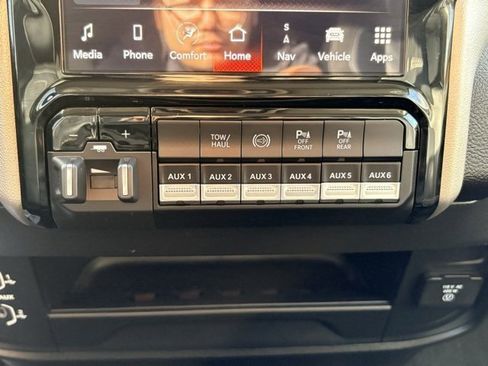 Used 2024 RAM 3500 Laramie w/ Safety Group image 17