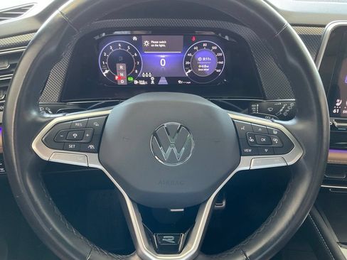Used 2024 Volkswagen Atlas Cross Sport SEL R-Line AWD/4WD image 11