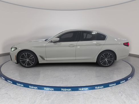 Certified 2023 BMW 530i xDrive w/ Premium Package AWD/4WD image 8