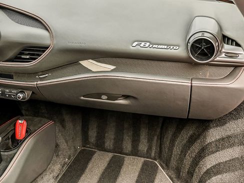 Used 2020 Ferrari F8 Tributo image 15