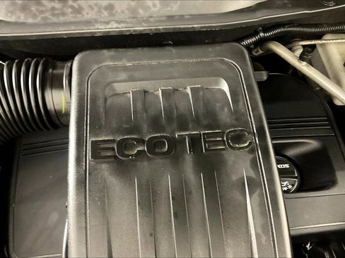 Used 2017 Chevrolet Equinox LS FWD image 28