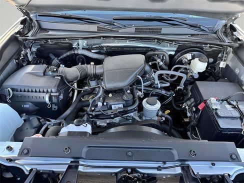 Used 2022 Toyota Tacoma SR image 9