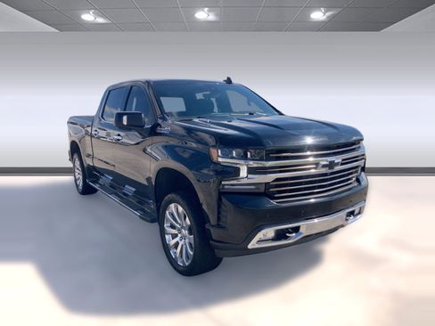 Used 2021 Chevrolet Silverado 1500 High Country w/ Technology Package image 6