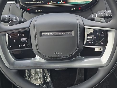 New 2026 Land Rover Range Rover Long Wheelbase SE AWD/4WD image 15
