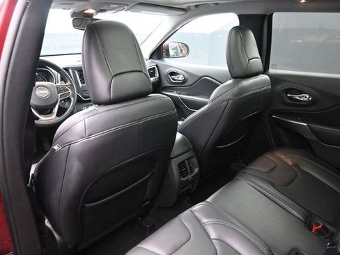 Used 2020 Jeep Cherokee Latitude Lux w/ Comfort/Convenience Group image 36