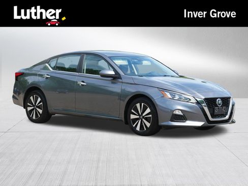 Certified 2021 Nissan Altima 2.5 SV AWD/4WD image 1