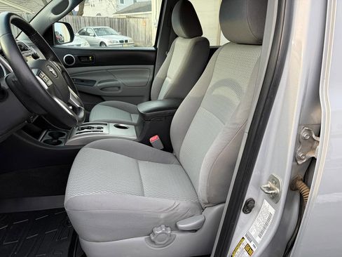 Used 2012 Toyota Tacoma 4x4 Double Cab w/ SR5 Pkg image 67