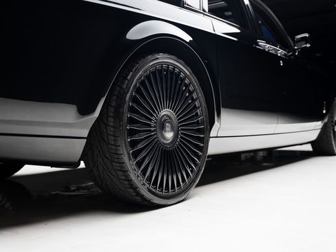 Used 2007 Rolls-Royce Phantom Sedan RWD image 79