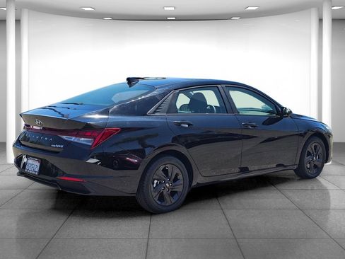 Certified 2023 Hyundai Elantra Blue w/ Cargo Package FWD image 6