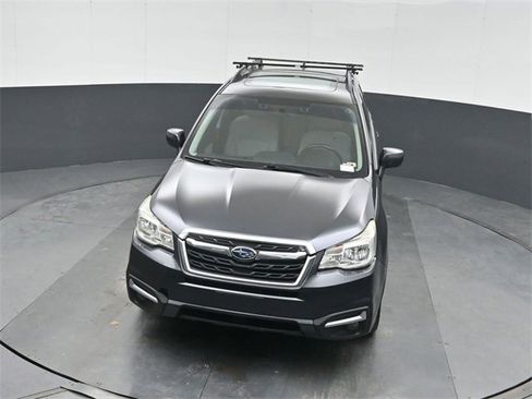 Used 2017 Subaru Forester 2.5i Premium image 35