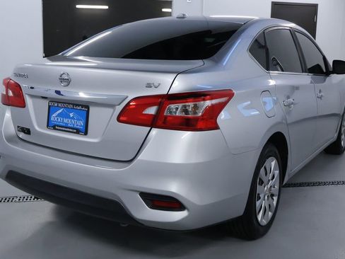 Used 2017 Nissan Sentra SV image 7