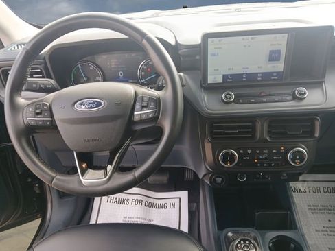 Used 2023 Ford Maverick Lariat w/ Lariat Luxury Package image 10