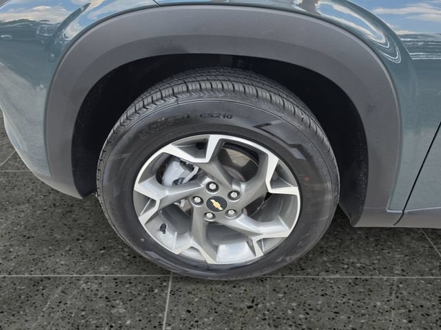 Used 2026 Chevrolet Trax LT FWD image 16