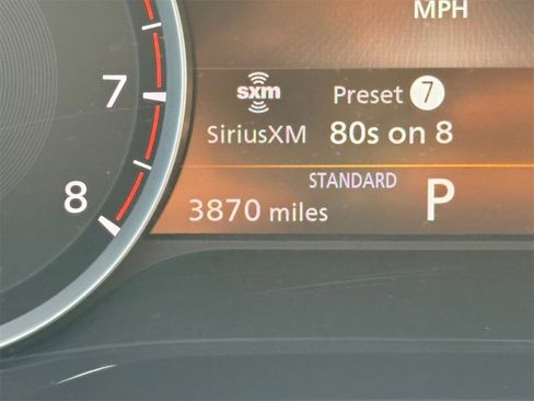 Used 2025 INFINITI QX60 Pure image 14