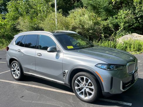 Used 2025 BMW X5 xDrive40i AWD/4WD image 7
