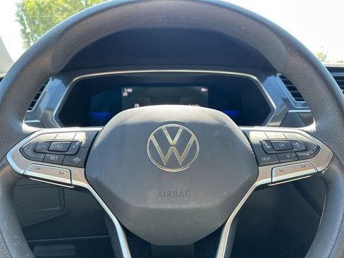 Certified 2022 Volkswagen Tiguan S image 16