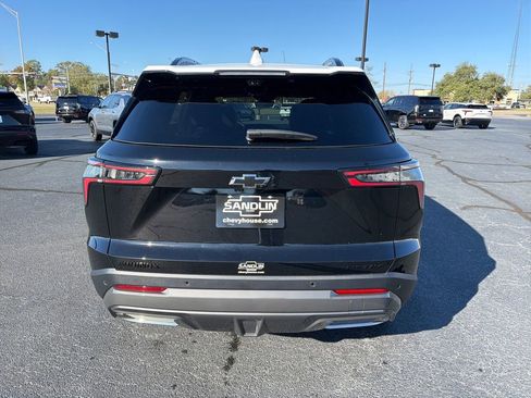 New 2026 Chevrolet Equinox ACTIV w/ Convenience Package III image 8